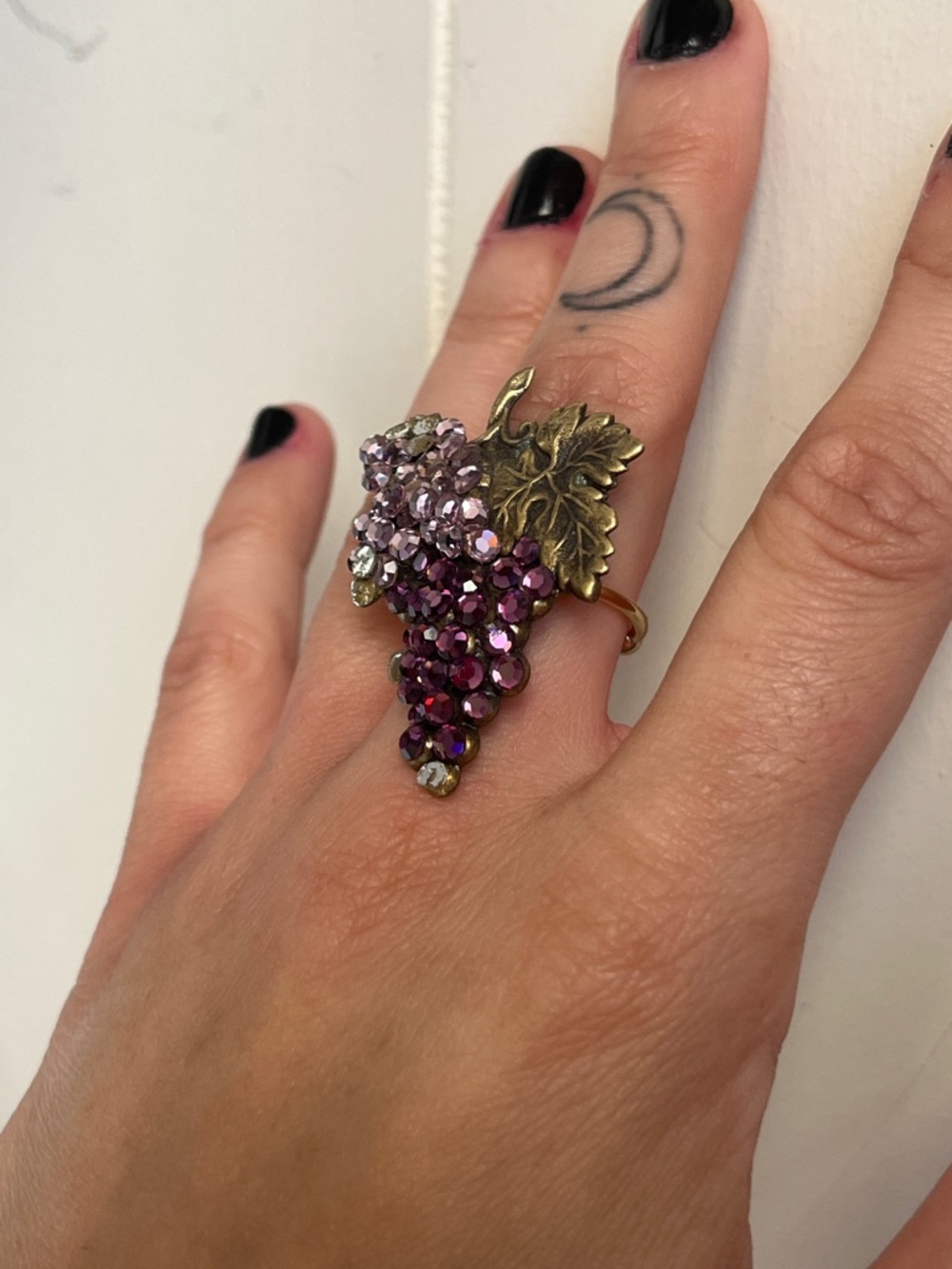 Vintage-Inspired Purple Crystal Grape Cluster Ring